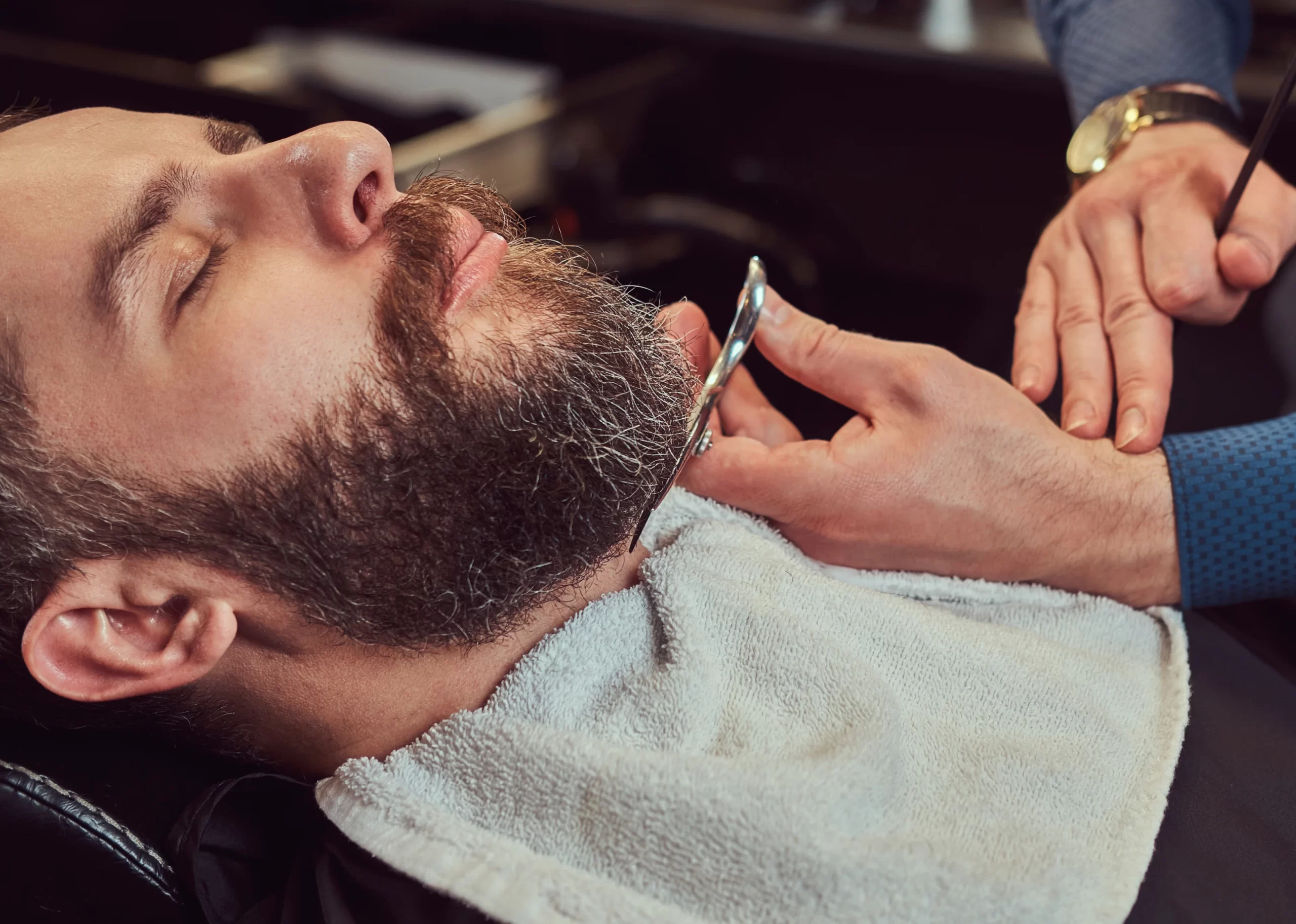 Barber beard cutting
